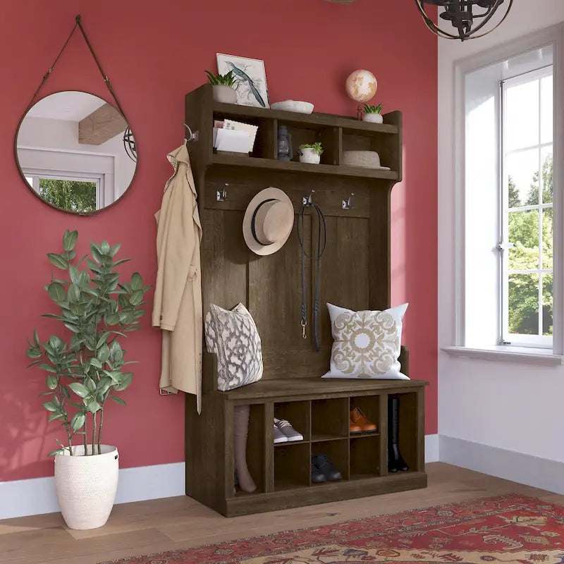 Meuble d'entrée et banc à chaussures Woodland 40W avec étagères de Bush Furniture